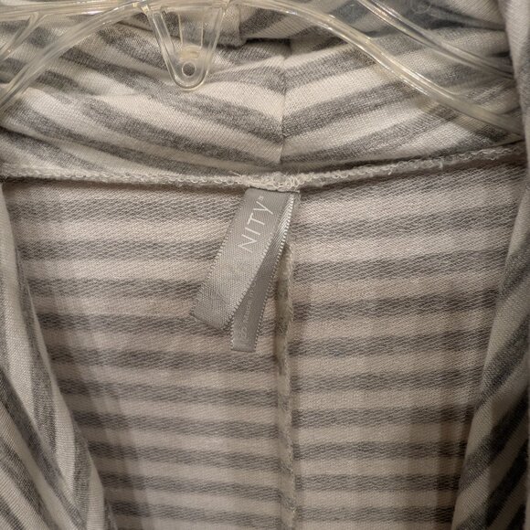 Vanity Asymmetrical zip Front Sleeveless Top Size Small - Picture 4 of 10